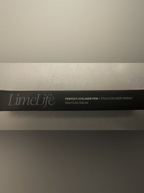 Limelife Perfect Eyeliner Pen in Black